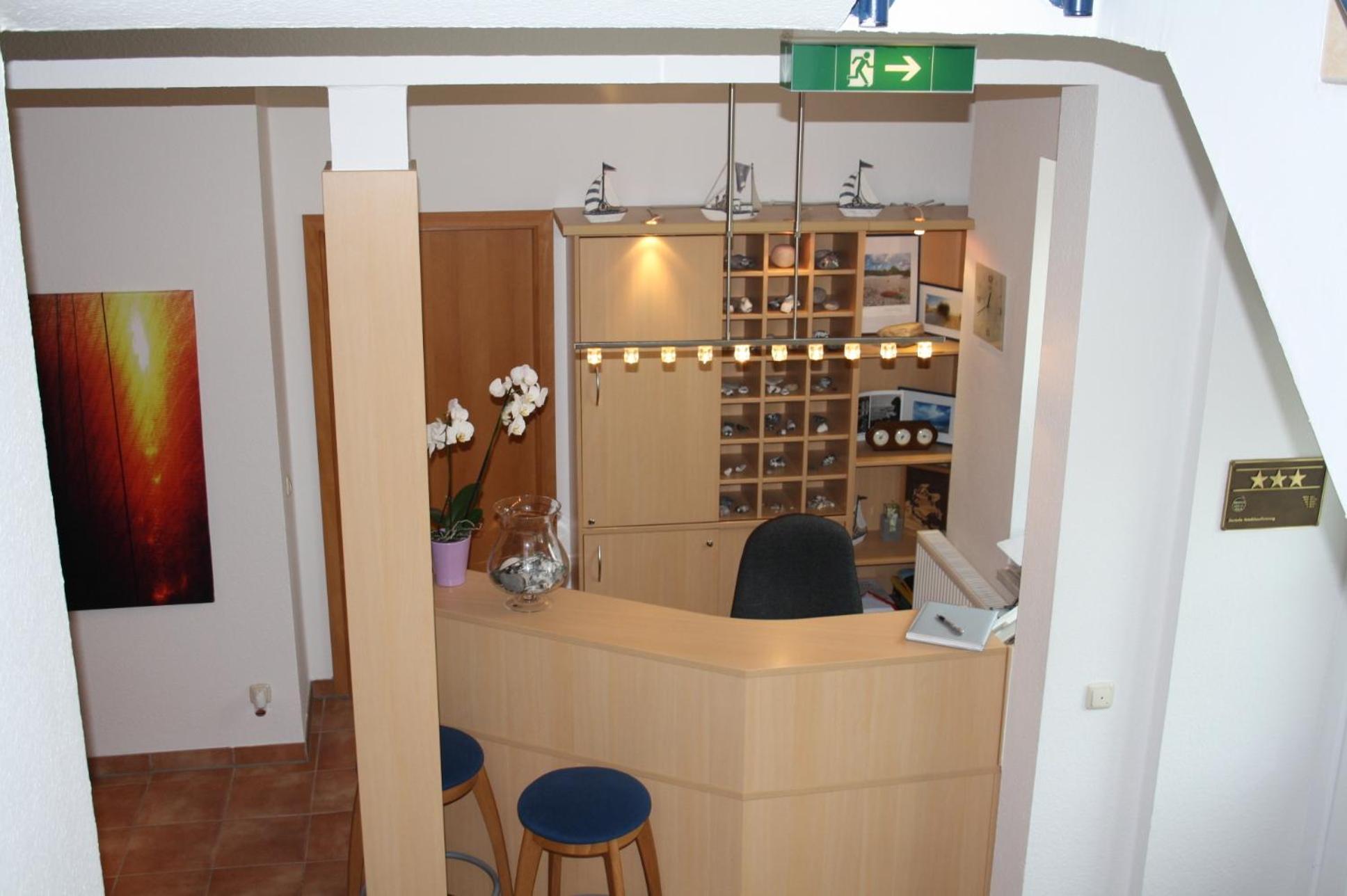 Hotel Garni Meeresgruss ซาสนิทซ์ ภายนอก รูปภาพ