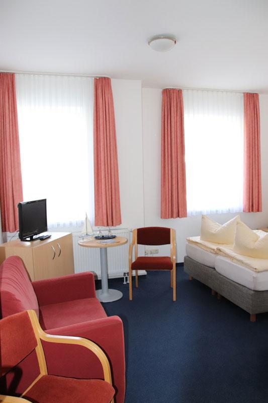 Hotel Garni Meeresgruss ซาสนิทซ์ ภายนอก รูปภาพ