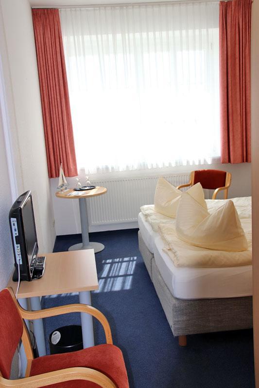 Hotel Garni Meeresgruss ซาสนิทซ์ ภายนอก รูปภาพ
