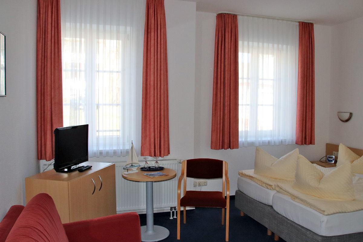 Hotel Garni Meeresgruss ซาสนิทซ์ ภายนอก รูปภาพ